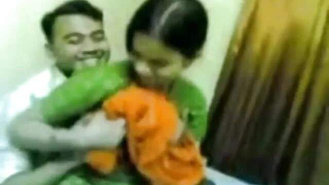 বড়ো পোঁদ সুন্দরী বালিকা পায়ু বড়ো বাংলা xnxx videos মাই)