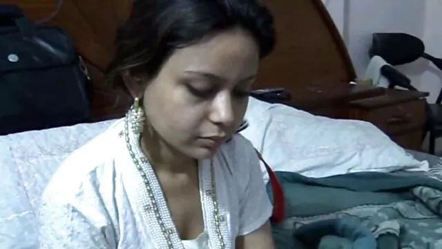 ফাঁক, যখন কেউ বাংলা xnxx দেখে না