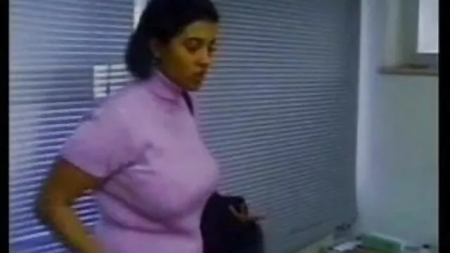 সুন্দরী বাংলা মাগী xxx বালিকা