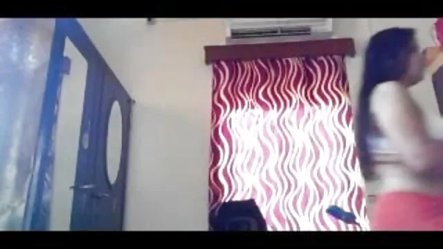 বড়ো বুকের xxx বাংলা xxx মেয়ের