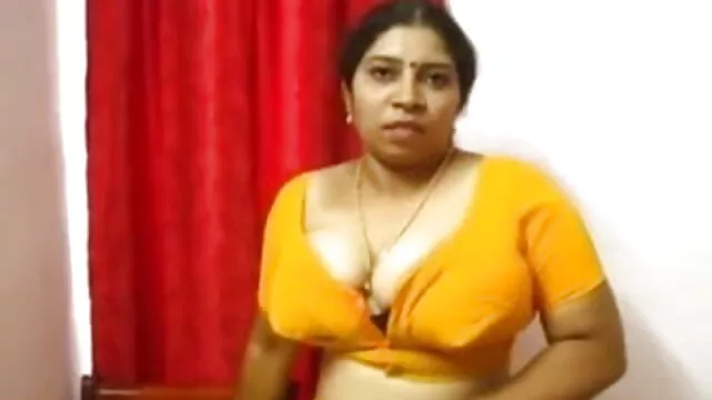 বাঁড়ার বাংলা sex video download রস খাবার, পোঁদ, বড়ো মাই