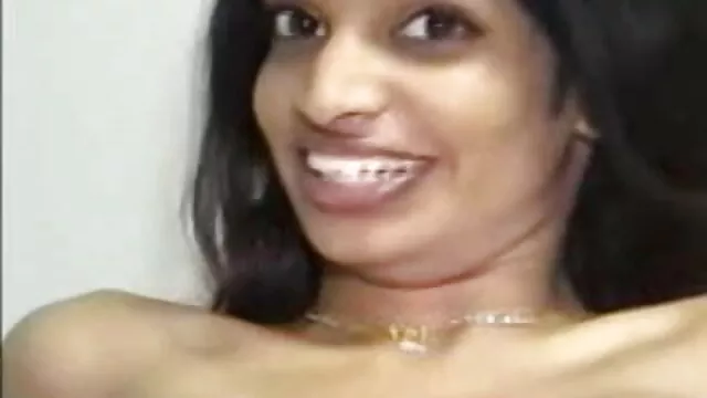 তিনে মিলে, বাংলাদেশি মেয়েদের sex video দ্বৈত মেয়ে ও এক পুরুষ,