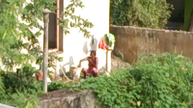 মাই বাংলা sex গান এর বড় সুন্দরী মহিলা বড়ো মাই